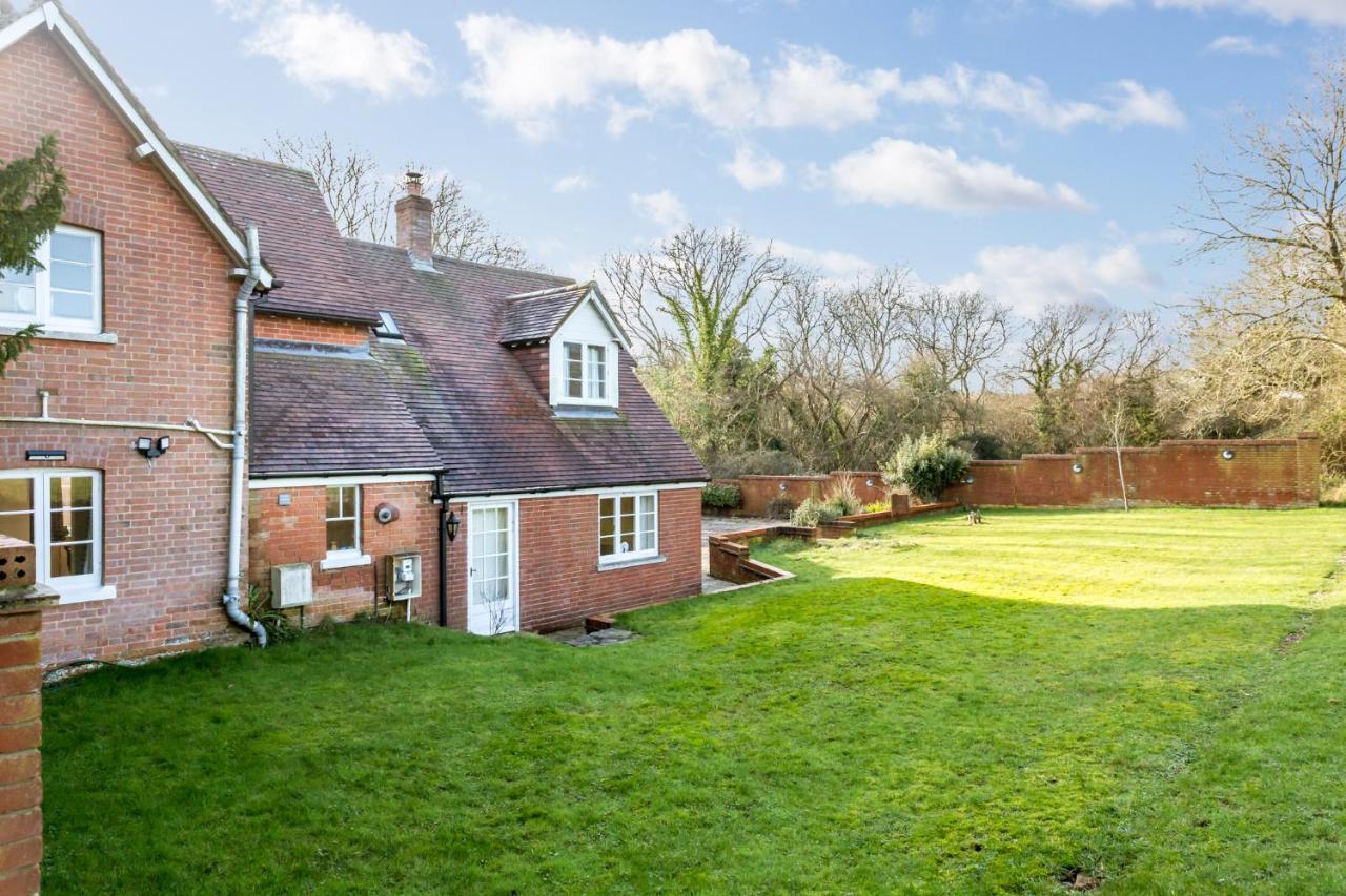 Yards Brake On 40 Acres Of Private Land Villa Langton Matravers Exterior photo
